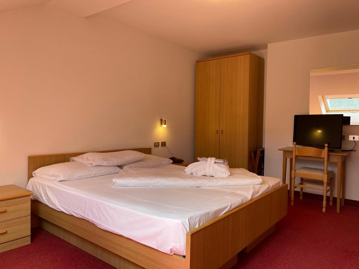 Alpenlife Hotel Someda Moena Exteriör bild