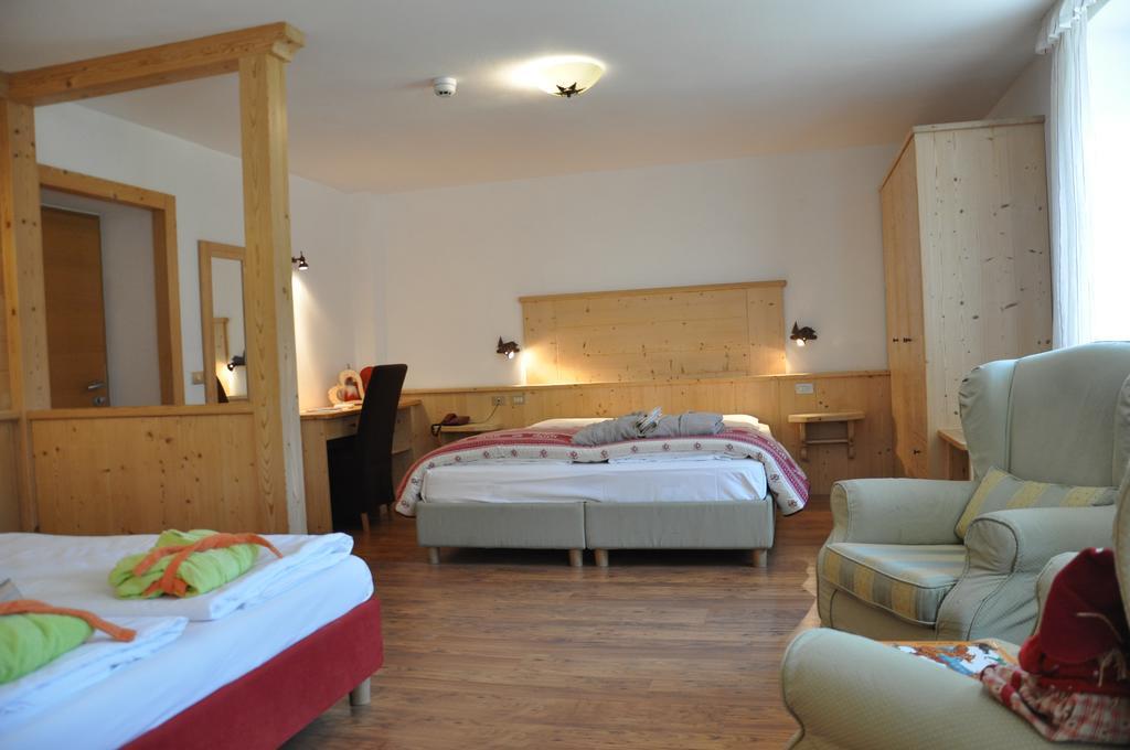 Alpenlife Hotel Someda Moena Exteriör bild